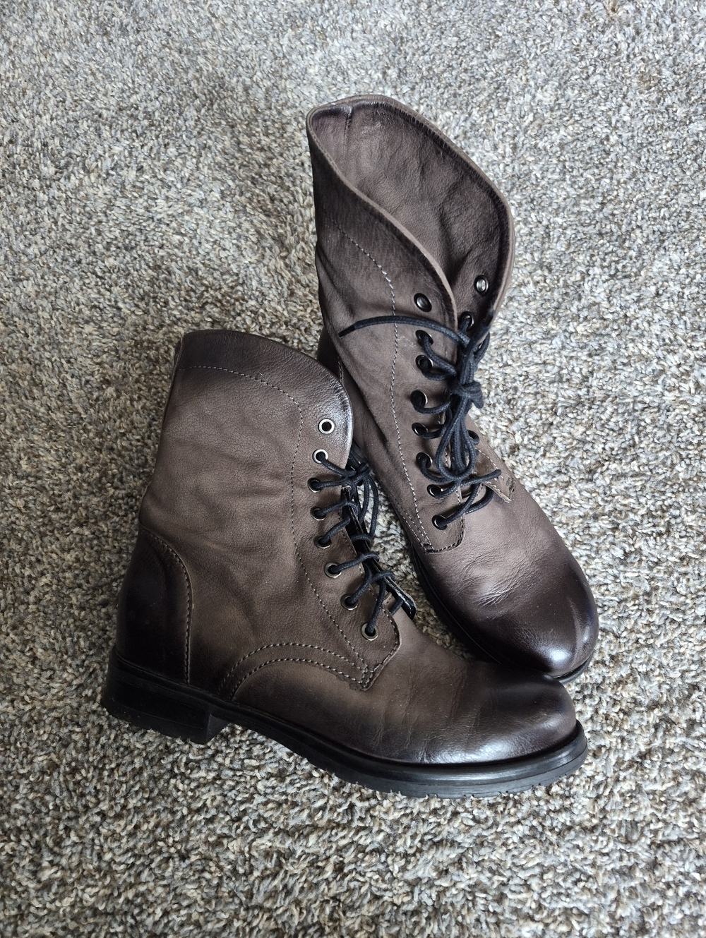 Clarks Leather Lace Up Boot - Picture 2 of 5